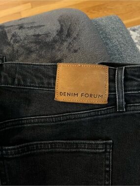 Denim Forum Arlo High Rise Straight Black Jeans